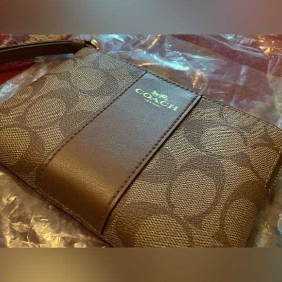 Coach Corner Zip Wristlet - Picture 4 of 7